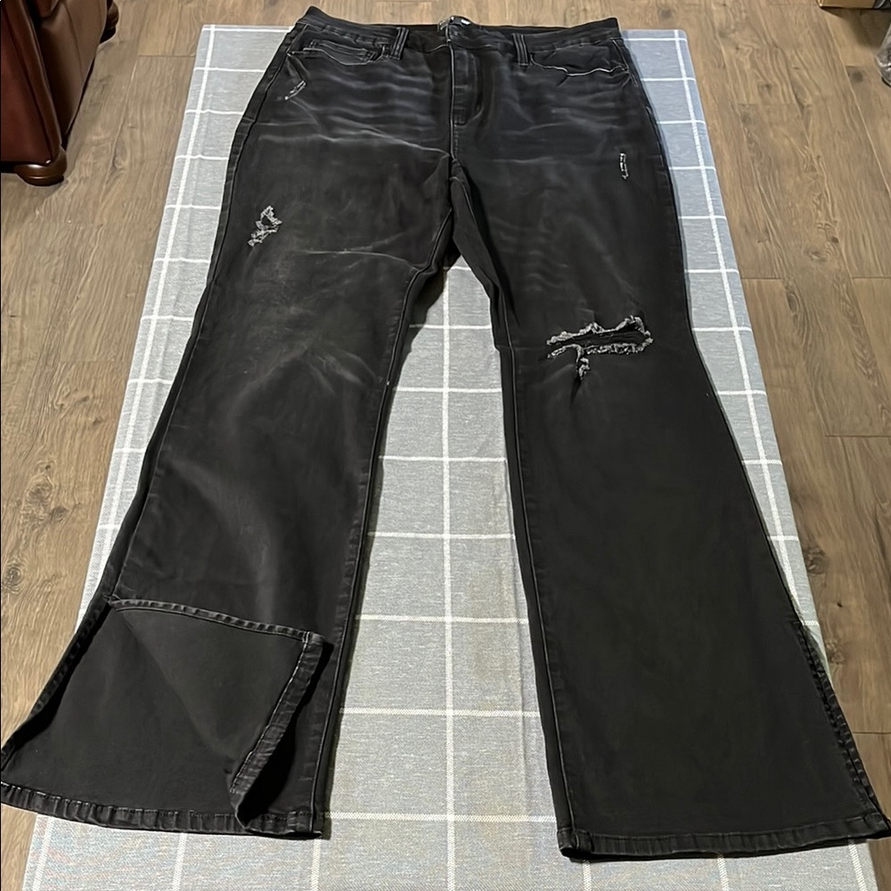 Fashion Nova Distressed Black Women's Jeans